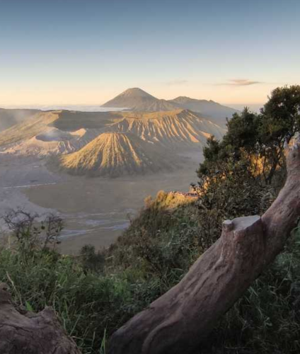 Panorama Bukit Perahu & Kedaluh